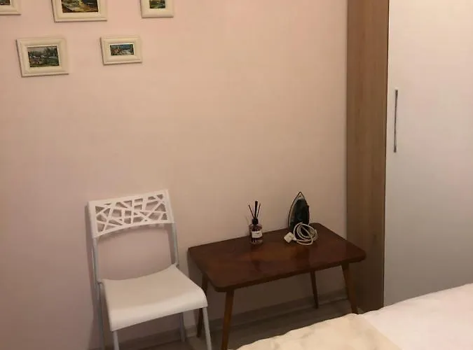 Itan's Apartment-lovely Guest In Center Tiran